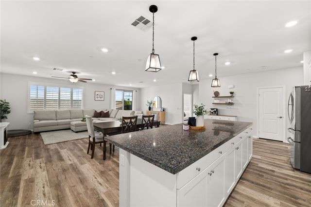 5448 La Bodega Way, Fontana, CA 92336