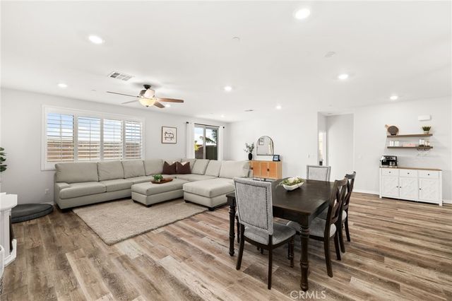 5448 La Bodega Way, Fontana, CA 92336