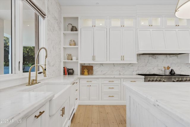 20521 E PECAN Lane, Queen Creek, AZ 85142