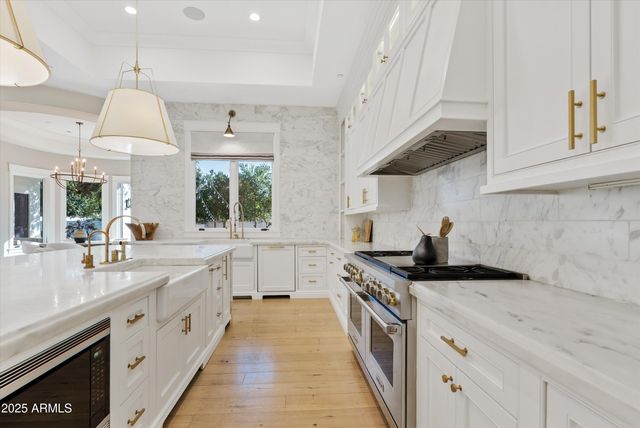 20521 E PECAN Lane, Queen Creek, AZ 85142