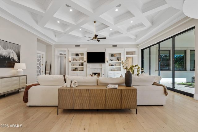 20521 E PECAN Lane, Queen Creek, AZ 85142