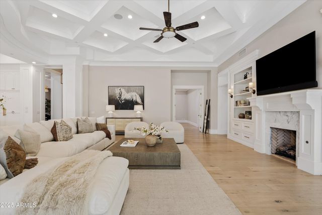 20521 E PECAN Lane, Queen Creek, AZ 85142