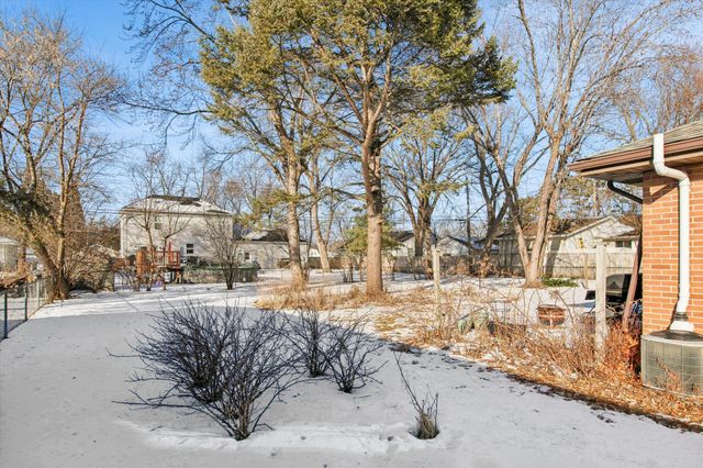 10004 Wentworth Avenue S, Bloomington, MN 55420