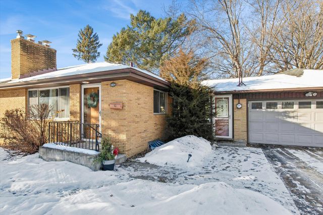 10004 Wentworth Avenue S, Bloomington, MN 55420