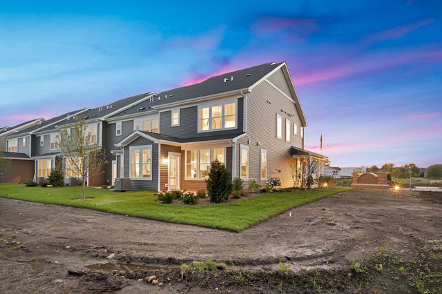 5943 Hawkweed Drive 08402, Naperville, IL 60564