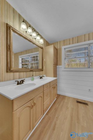 3702 NE Desoto Parkway NE, Fort Payne, AL 35967