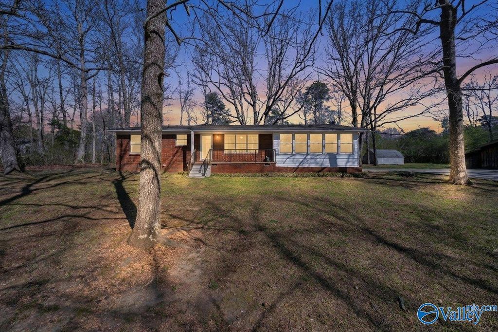 3702 NE Desoto Parkway NE, Fort Payne, AL 35967