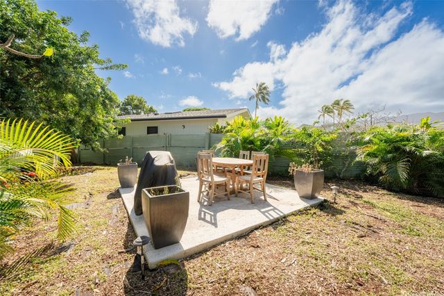 771 Akumu Street, Kailua, HI 96734