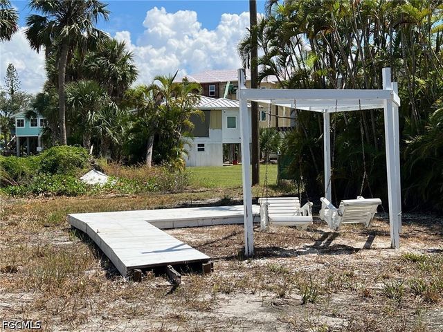 5851 Estero BLVD, Fort Myers Beach, FL 33931