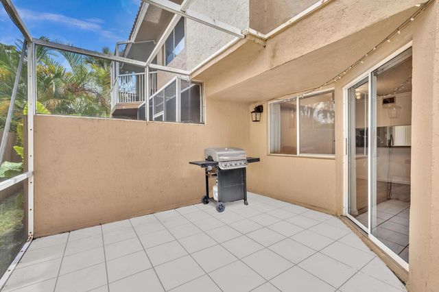 7903 NW 7th Ct, Plantation, FL 33324