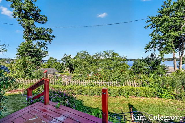 1624 Collier Drive W, Whitehall, MI 49461