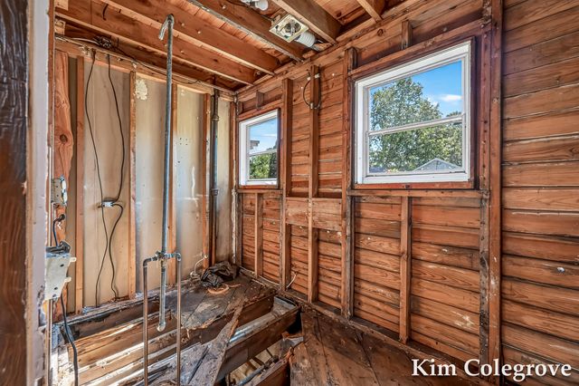 1624 Collier Drive W, Whitehall, MI 49461