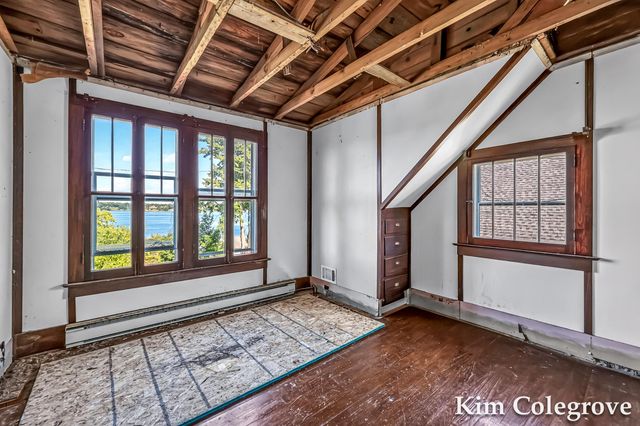 1624 Collier Drive W, Whitehall, MI 49461