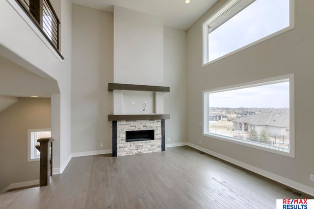 2027 S 211 Street, Elkhorn, NE 68022