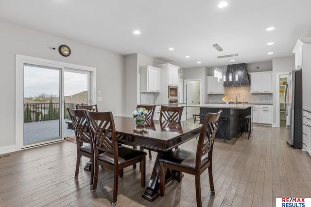 2027 S 211 Street, Elkhorn, NE 68022