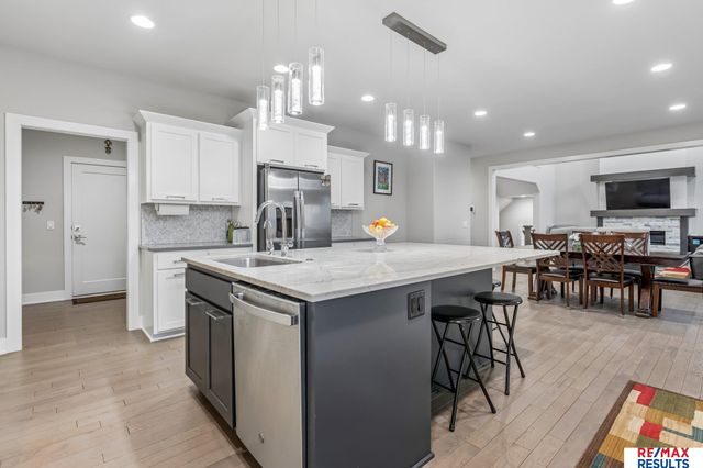 2027 S 211 Street, Elkhorn, NE 68022