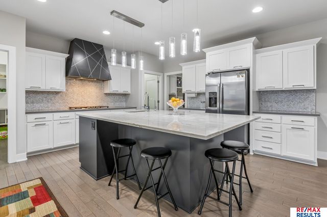 2027 S 211 Street, Elkhorn, NE 68022