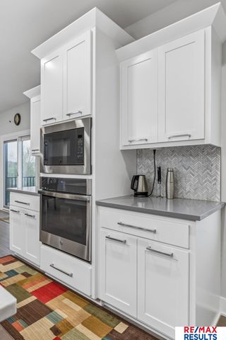 2027 S 211 Street, Elkhorn, NE 68022