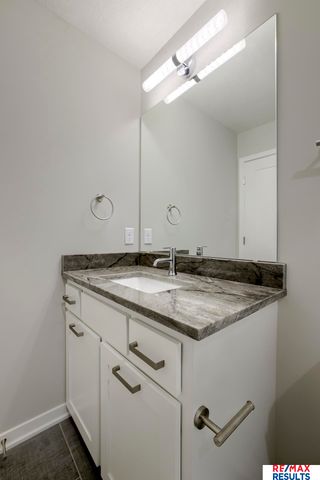 2027 S 211 Street, Elkhorn, NE 68022
