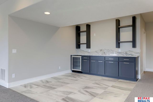 2027 S 211 Street, Elkhorn, NE 68022