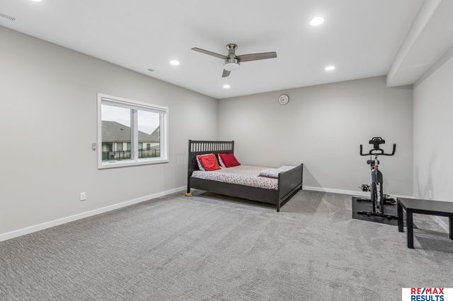 2027 S 211 Street, Elkhorn, NE 68022