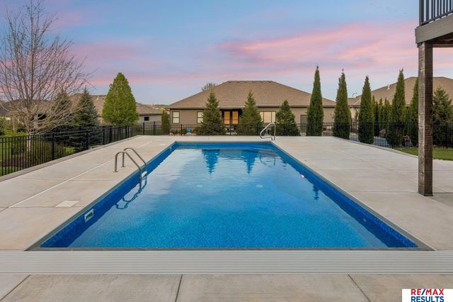 2027 S 211 Street, Elkhorn, NE 68022