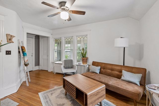 3605 Grand Avenue S, Minneapolis, MN 55409