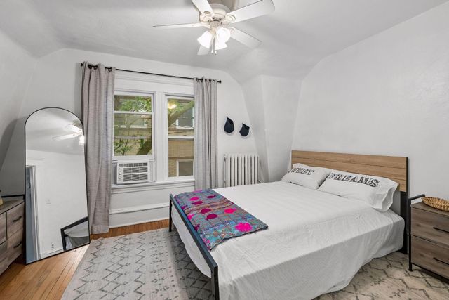 3605 Grand Avenue S, Minneapolis, MN 55409