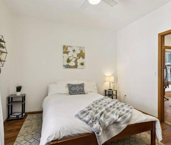 3605 Grand Avenue S, Minneapolis, MN 55409