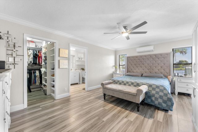 2672 SW 23rd Cranbrook Drive, Boynton Beach, FL 33436