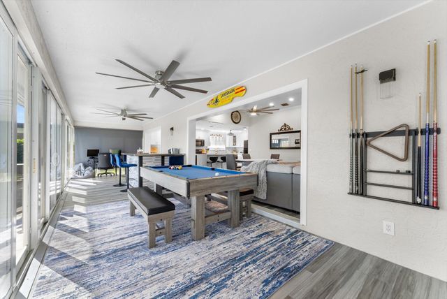 2672 SW 23rd Cranbrook Drive, Boynton Beach, FL 33436