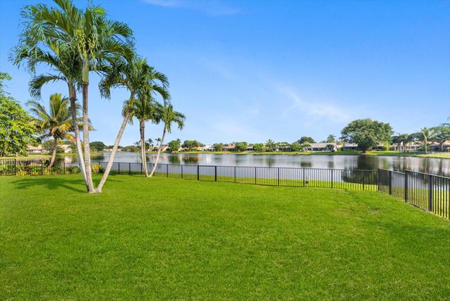 2672 SW 23rd Cranbrook Drive, Boynton Beach, FL 33436