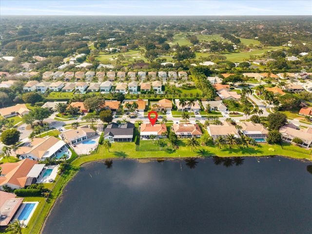 2672 SW 23rd Cranbrook Drive, Boynton Beach, FL 33436