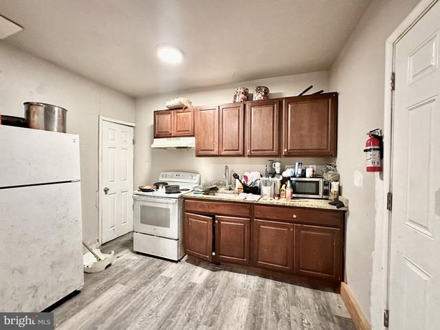 1028 MCDOWELL AVE, Chester, PA 19013