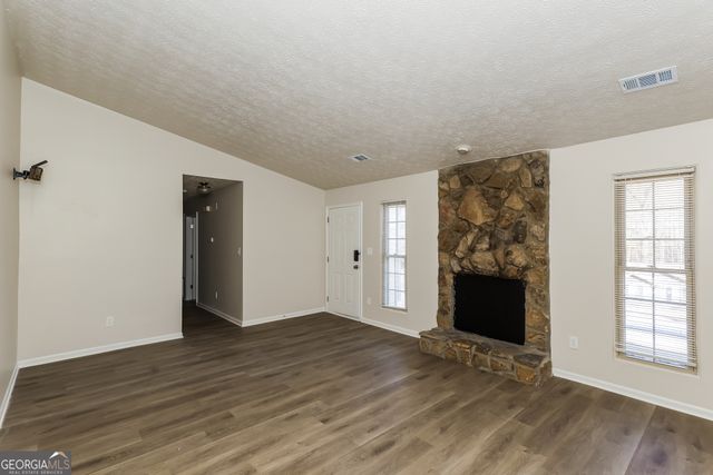 1070 Salisbury Trail, Riverdale, GA 30296