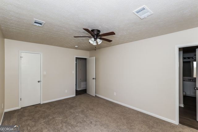 1070 Salisbury Trail, Riverdale, GA 30296