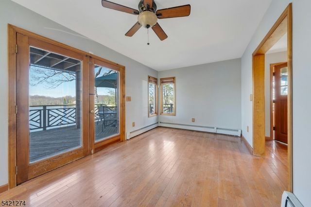 95 Wildwood Rd, Jefferson Twp., NJ 07438