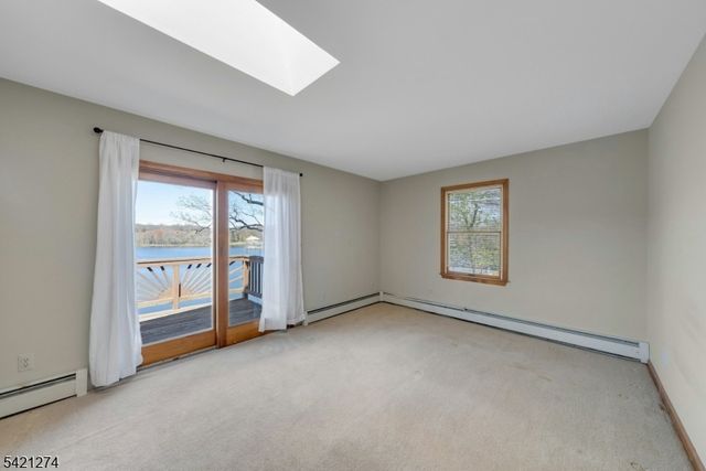 95 Wildwood Rd, Jefferson Twp., NJ 07438