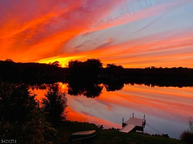 95 Wildwood Rd, Jefferson Twp., NJ 07438