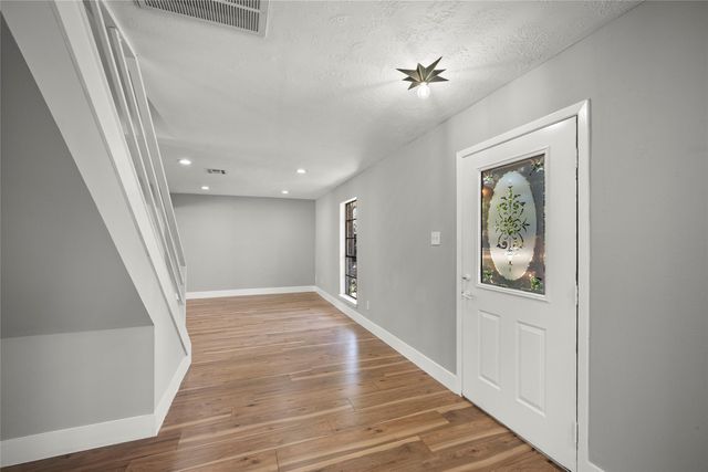 15102 Long Oak Drive, Houston, TX 77070