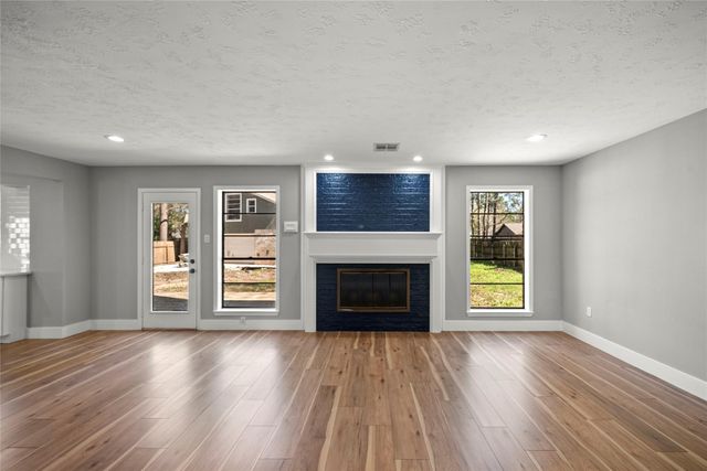 15102 Long Oak Drive, Houston, TX 77070