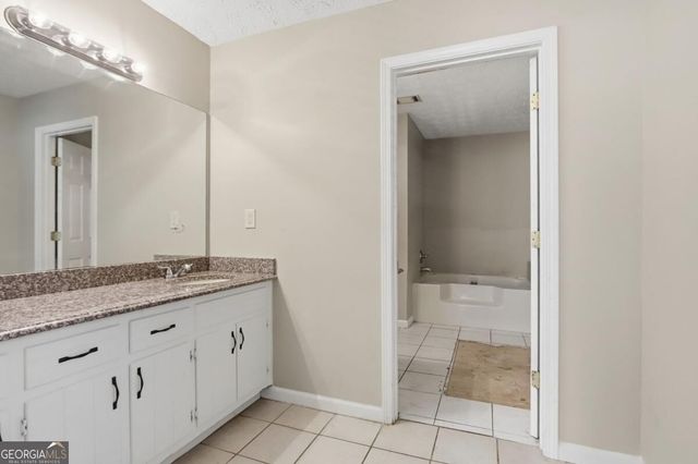 4945 Bent Creek Court, Buford, GA 30518