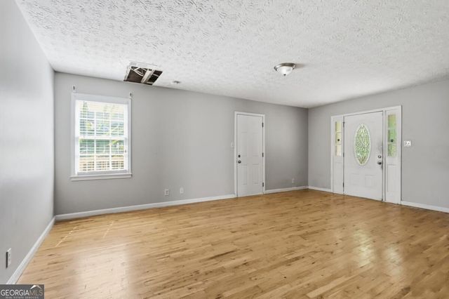 4945 Bent Creek Court, Buford, GA 30518