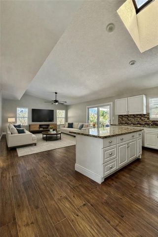 6325 6th Street, Vero Beach, FL 32968