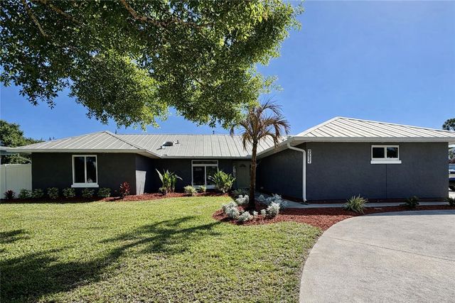 6325 6th Street, Vero Beach, FL 32968