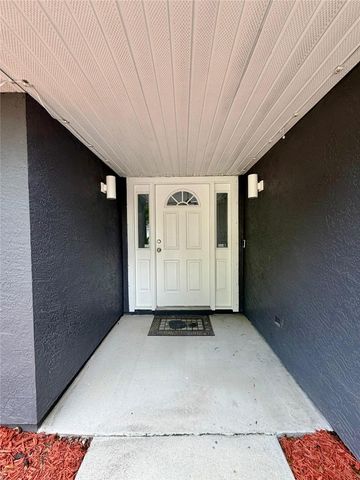 6325 6th Street, Vero Beach, FL 32968