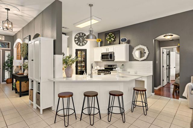 131 Chandler Pointe LOOP, Round Rock, TX 78664