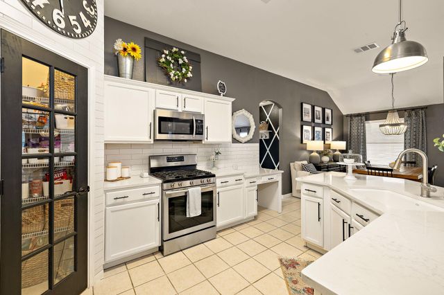 131 Chandler Pointe LOOP, Round Rock, TX 78664