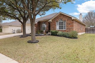 131 Chandler Pointe LOOP, Round Rock, TX 78664