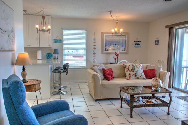 7464 Sunset Harbor Drive APT 131, Navarre, FL 32566